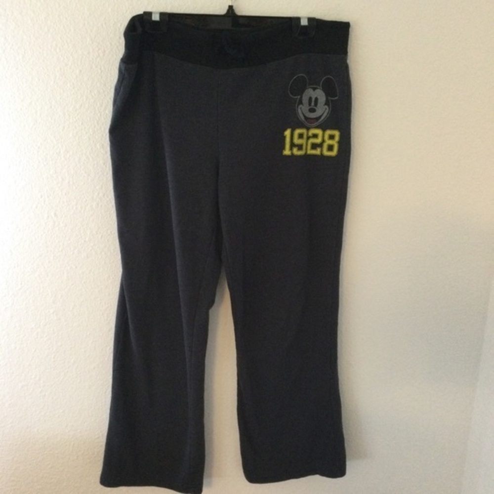Disney Mickey Mouse 1928 Gray Jogger Sweatpants Size Large